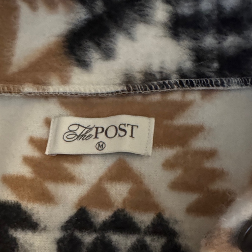 Geometric Patterned Button-Up Jacket - Picture 2 of 3